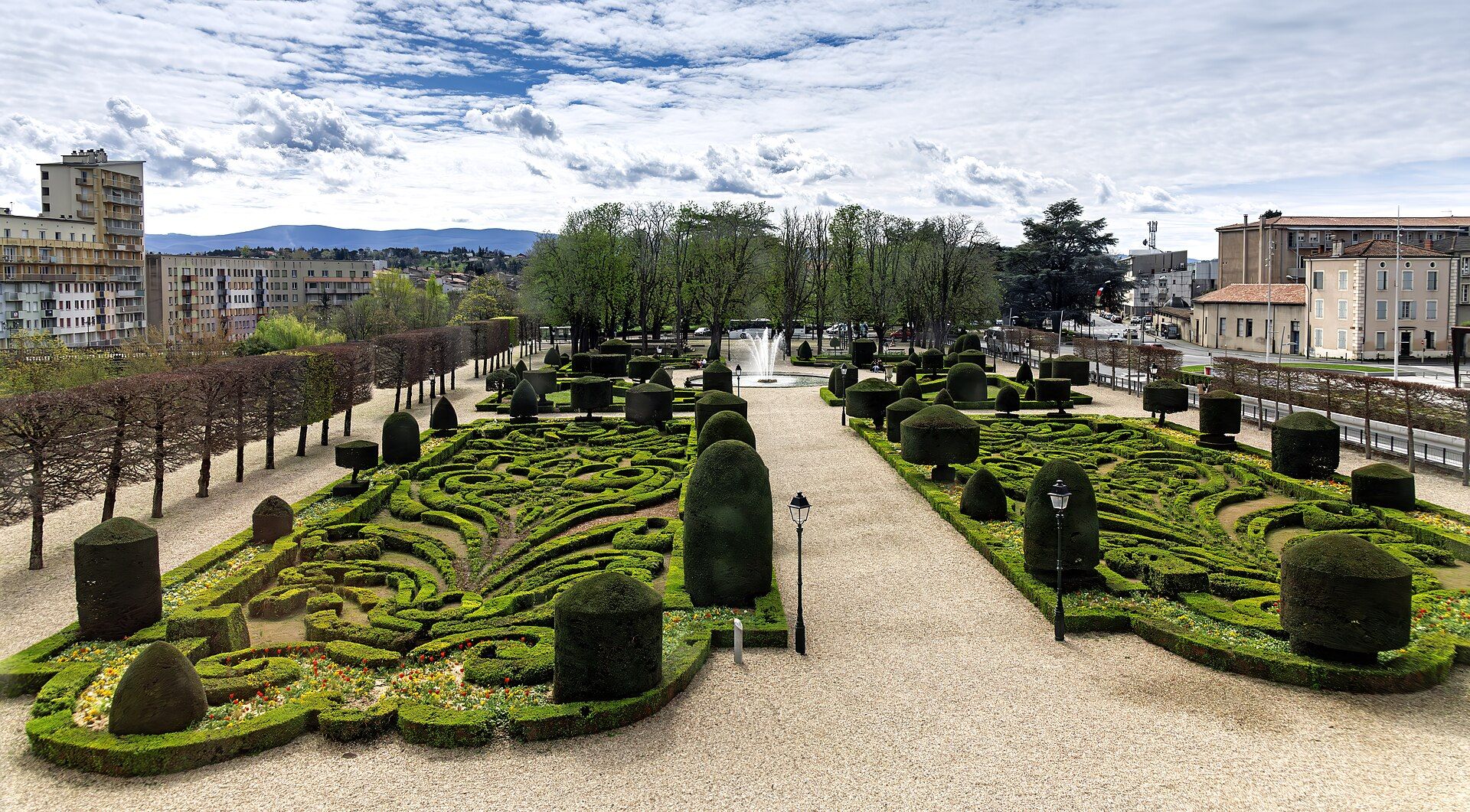 Castres, le musée Goya et le jardin de l'Évêché