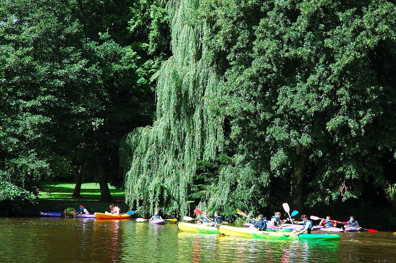 Descente de l'Orne en canoë à Pont-d'Ouilly