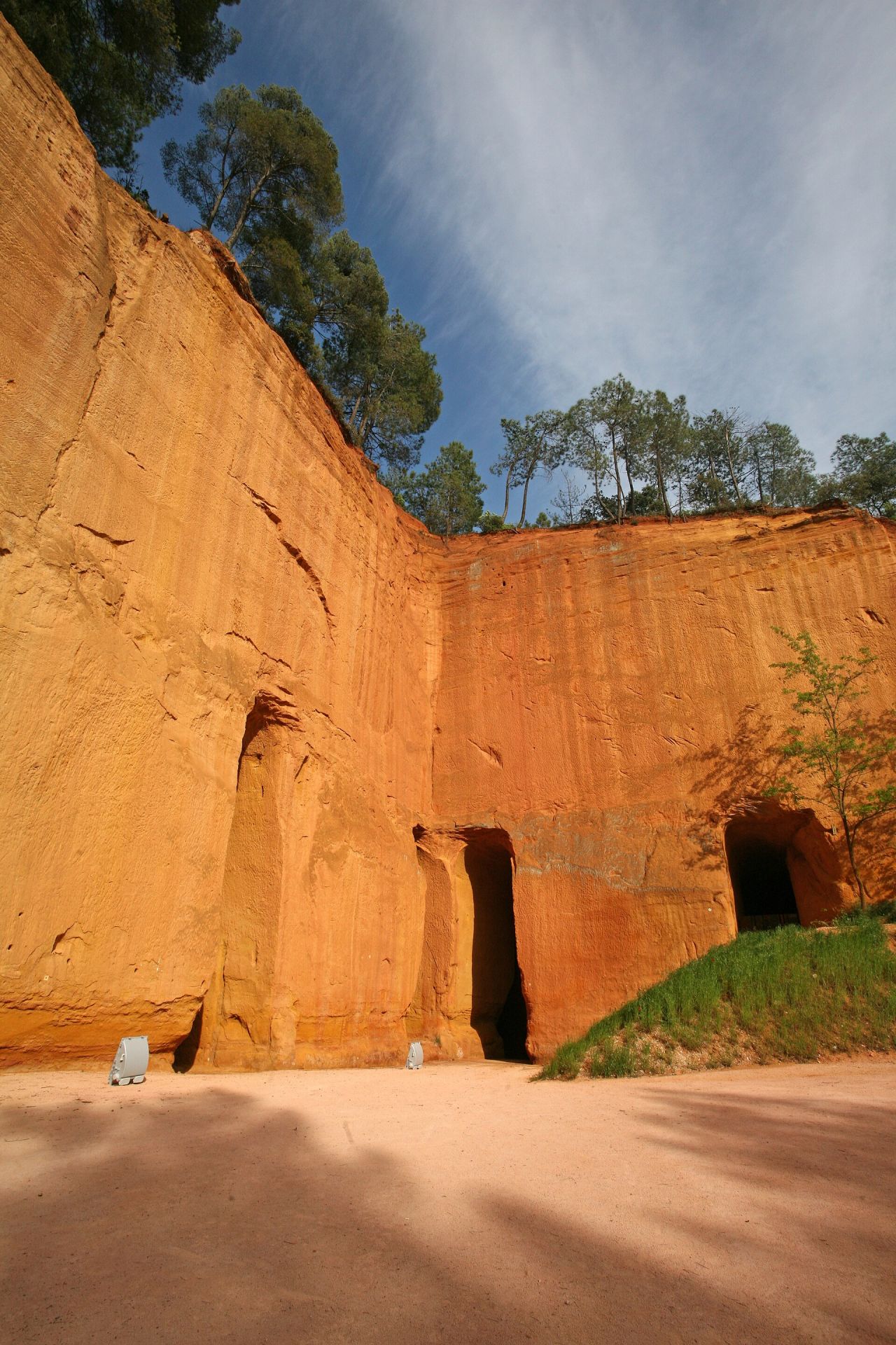 Mines d'ocre de Bruoux