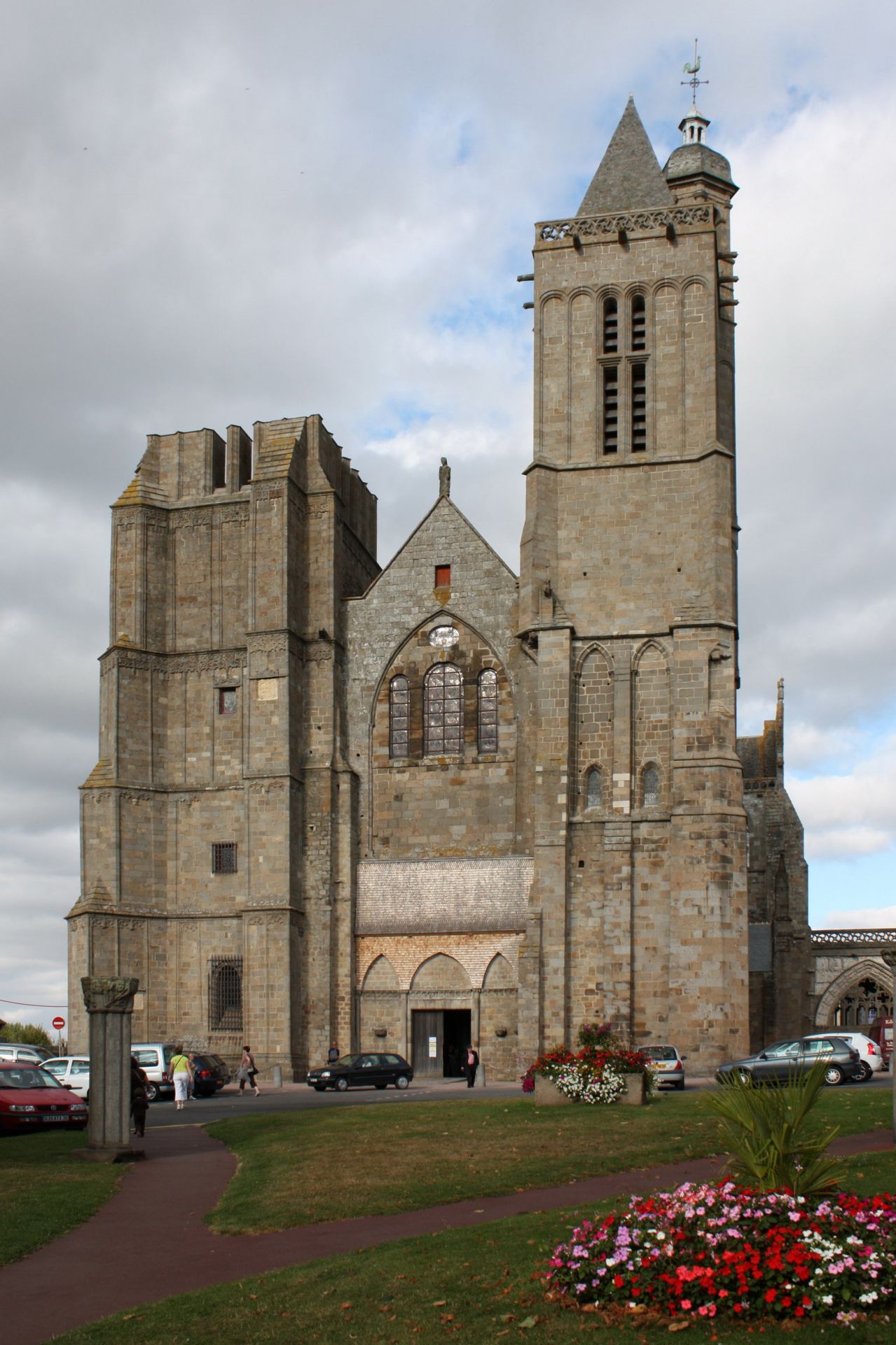 Dol-de-Bretagne, cathédrale