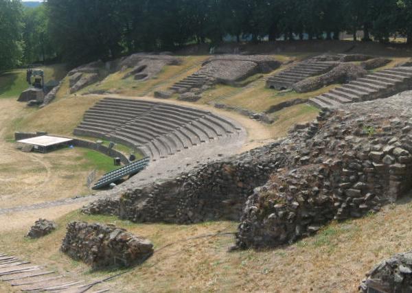 Théâtre romain d'Autun