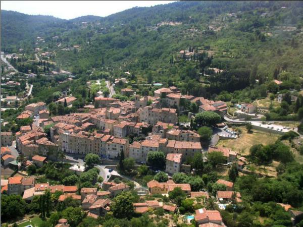 Seillans, plus beau village de France