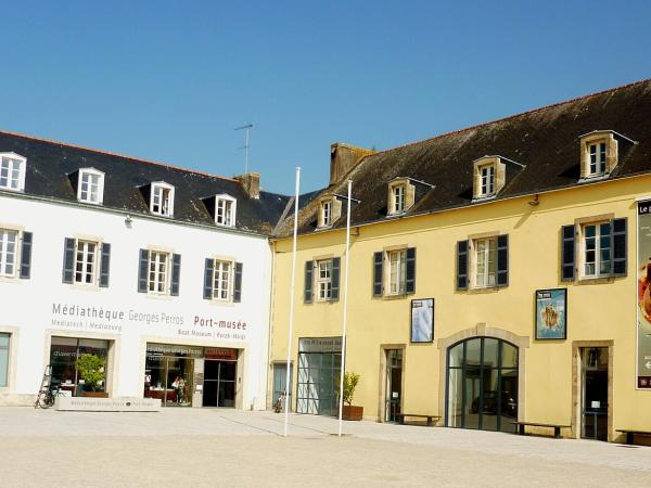 Douarnenez, Port-Rhu