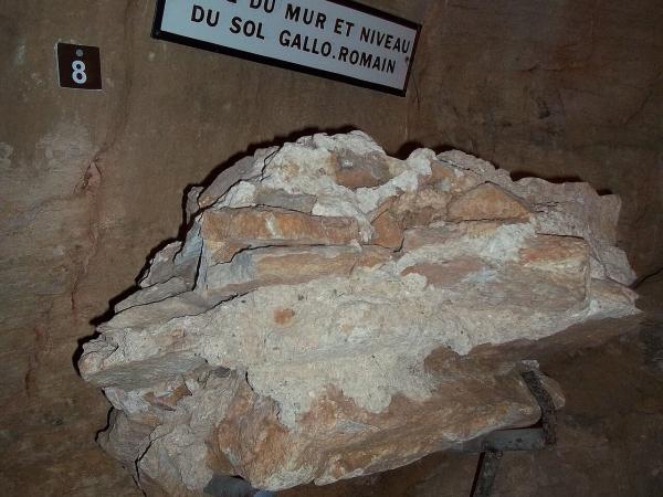Grottes d'Azé